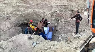 Pakistan'da yasa dışı altın madeninde çökme: 8 ölü, 1 yaralı