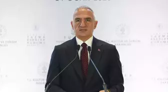 Şevki Efendi Mushafı Yazma Mushaflar Dairesi'nin ilk yayını oldu