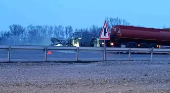 Seyir halindeki araç alev topuna döndü