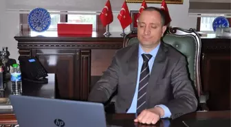 Tarsus Kaymakamı Mehmet Ali Akyüz, AA'nın 'Yılın Kareleri' oylamasına katıldı