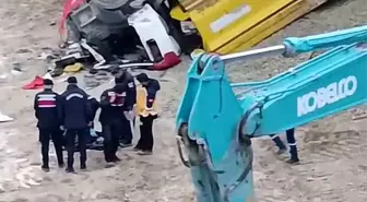 Taş ocağında uçuruma yuvarlanan kamyonun sürücüsü hayatını kaybetti