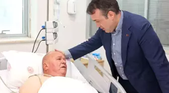 Vali Sözer'den muhtara geçmiş olsun ziyareti