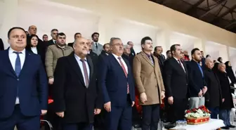 Vezirköprü'de okul sporlarında dereceye giren öğrencilere ödül