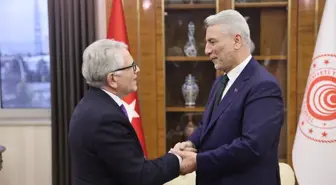 Ticaret Bakanı Ömer Bolat, Avrupa Komisyonu Vergilendirme ve Gümrük Birliği Genel Müdürü Gerassimos Thomas'ı kabul etti