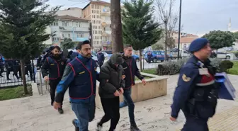 Banka hesaplarını kiralayıp yasa dışı bahis ve dolandırıcılık şüphelilerine gönderen 16 kişi gözaltına alındı