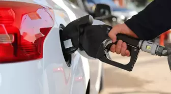 Depoları doldurun! Akaryakıta çifte zam geliyor