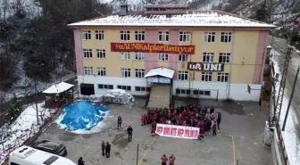 Galatasaray taraftar grubundan, Giresun'da köy okuluna anlamlı yardım