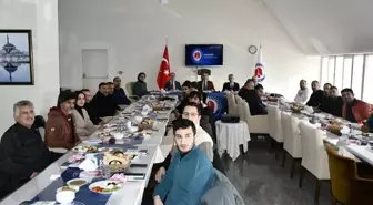 Hakkari Üniversitesi Rektörü Gençcelep, basın mensuplarıyla buluştu