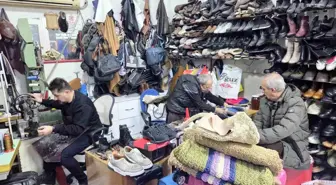 Kara kış ayakkabı tamircilerini ısıttı