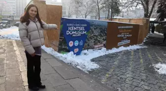 Kentsel dönüşüm çalışmalarında bina enkazı altından 926 yıllık medresenin duvarları çıktı