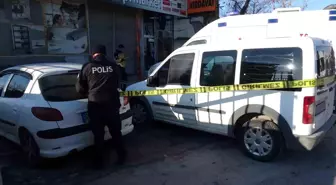 Malatya'da kalp krizi geçiren sürücünün kaza anı kamerada