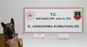 Nevşehir'de iki otomobilde sentetik uyuşturucu hap ele geçirildi