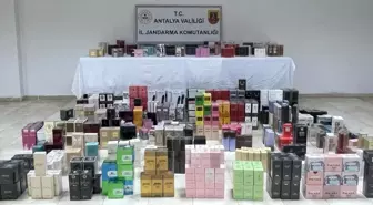Antalya'da jandarmadan kaçak parfüm operasyonu