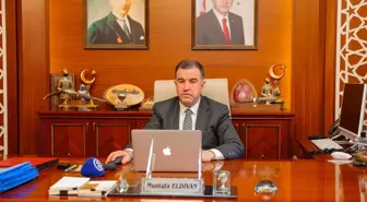 Bayburt Valisi Eldivan, AA'nın 'Yılın Kareleri' oylamasına katıldı