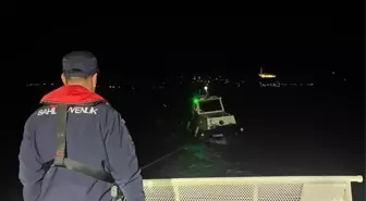 Çanakkale'de sürüklenen teknedeki 3 kişi kurtarıldı