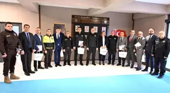 Düzce'de başarılı polisler ödüllendirildi