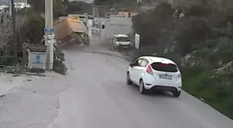Bodrum'da Hafriyat Kamyonu Devrildi: Güvenlik Kamerasına Yansıdı