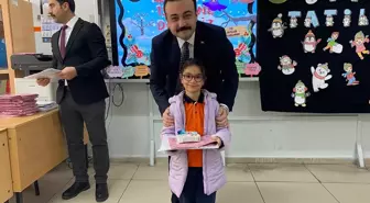 Malatya'da öğrenciler karne heyecanı yaşadı