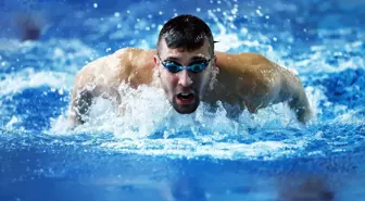 Milli yüzücü Emre Sakçı yeni başarılar için çalışmalarını sürdürüyor