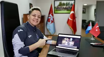 Trabzonspor Kadın Futbol Takımı'nın teknik direktörü Özgüvenç, AA'nın 'Yılın Kareleri' oylamasına katıldı