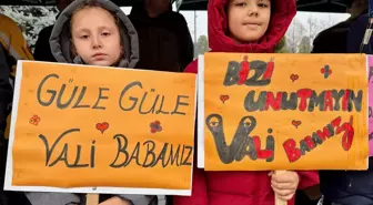 'Vali-mülkiye başmüfettişliği' görevine atanan Selçuk Aslan, Düzce'den uğurlandı