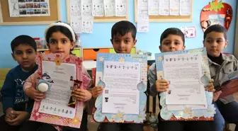 Van, Bitlis, Muş ve Hakkari'de öğrenciler karnelerini aldı