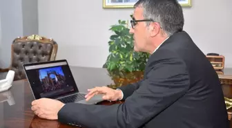 Van OSB Başkanı Aslan, AA'nın 'Yılın Kareleri' oylamasına katıldı