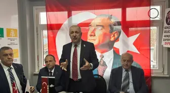 Zafer Partisi Genel Başkanı Özdağ, partisinin Eyüpsultan ilçe başkanlığını ziyaret etti