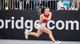 Zeynep Sönmez, Avustralya Açık'ta Rus tenisçiyle oynayacak