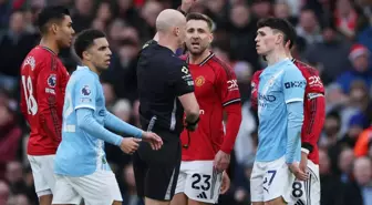 3 gol ofsayta takıldı! Manchester United derbide City'yi sahadan sildi