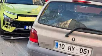 Balıkesir'de çift taraflı trafik kazası: 2 yaralı