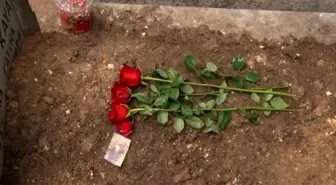 Güngören'de öldürülen Atlas Çağlayan'ın yakınları kabri başında dua etti