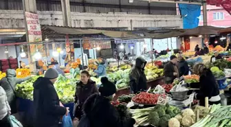 Halk pazarında fiyatlar market fiyatlarının altında kaldı