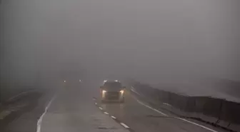 Hatay'da sis nedeniyle görüş mesafesi düştü