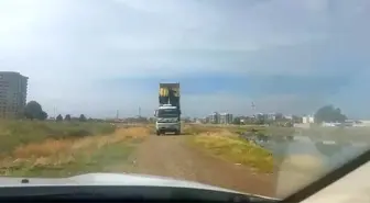 Hem kaçak moloz döktü, hem ehliyetsiz, hem de polise direndi