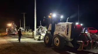 Jeotermal firmaya ait boru hattında buhar sızıntısı