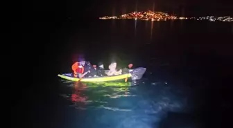 Kanoyla kaçarken yakalandılar