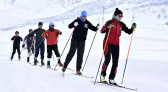 Kar ve ayaz altında şampiyonluk mesaisi