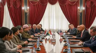 Köşeye sıkışan Mazlum Abdi Trump'ın sağ koluna koştu