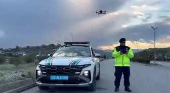 Mersin otoyolunda dron destekli jandarma denetimi: 6 bin 230 TL ceza