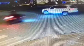 Motosikletli sanal medya ünlüsü kazada öldü, kaskını kız arkadaşı takmış