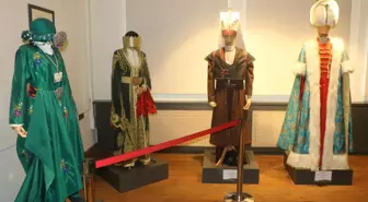 Osmanlı ve Selçuklu dönemlerine ait giyim koleksiyonları müzede