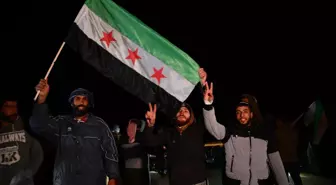 Suriye'deki Deyr Hafir bölgesi kırsalında terör örgütü YPG/SDG'nin çekilme açıklaması sevinçle karşılandı