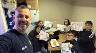 Takdir ve teşekkür belgesi getiren dönerle döndü