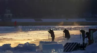 Albüm: Harbin Buz-Kar Dünyası'nda Gelecek Sezon İçin Buz Toplama Çalışmaları Şimdiden Başladı
