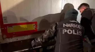 Bakan Yerlikaya: '220,7 kilogram kokain ve 69 kilogram skunk ele geçirildi'