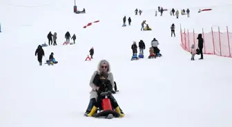 Bitlis'te kayak merkezinde yarıyıl tatili yoğunluğu yaşanıyor