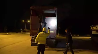 Burdur'da şap karantinasındaki küpesiz hayvan taşıyan besiciye 400 bin lira ceza