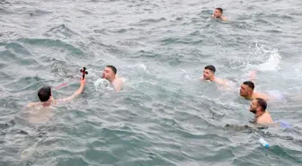 Bursa'da denizden haç çıkarma töreni düzenlendi