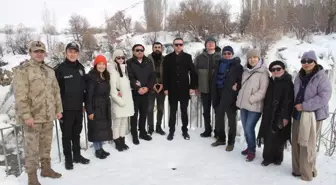 Moğolistan büyükelçilik heyeti, Van'da Hülagü Han'ın saray kalıntılarının bulunduğu alanı ziyaret etti